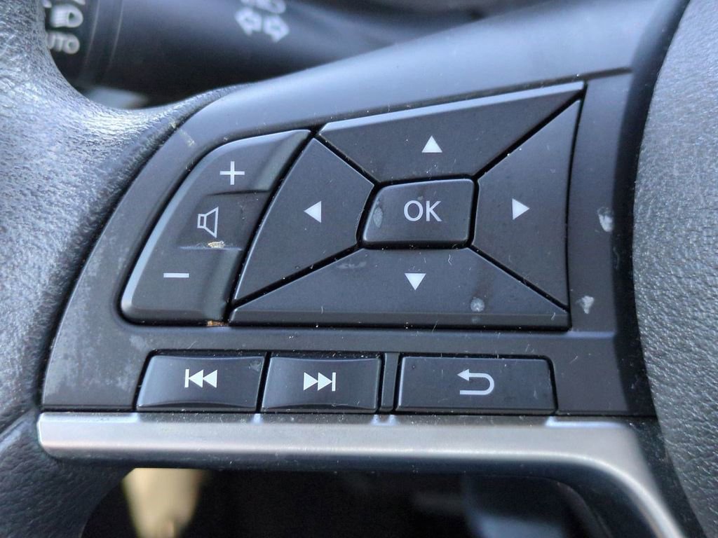 Certified 2023 Nissan Sentra S image 22