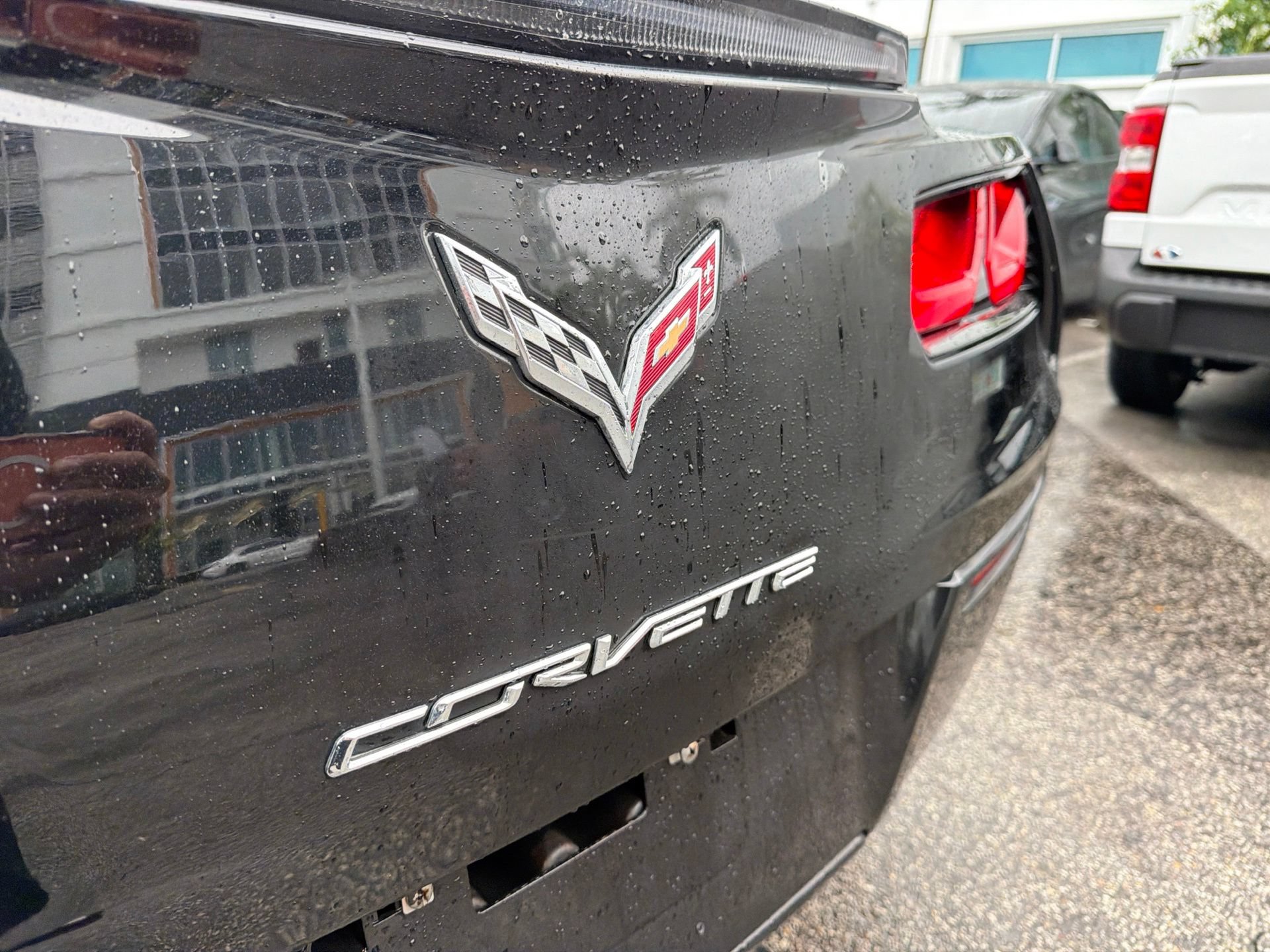Used 2017 Chevrolet Corvette Stingray Coupe w/ 1LT RWD image 9