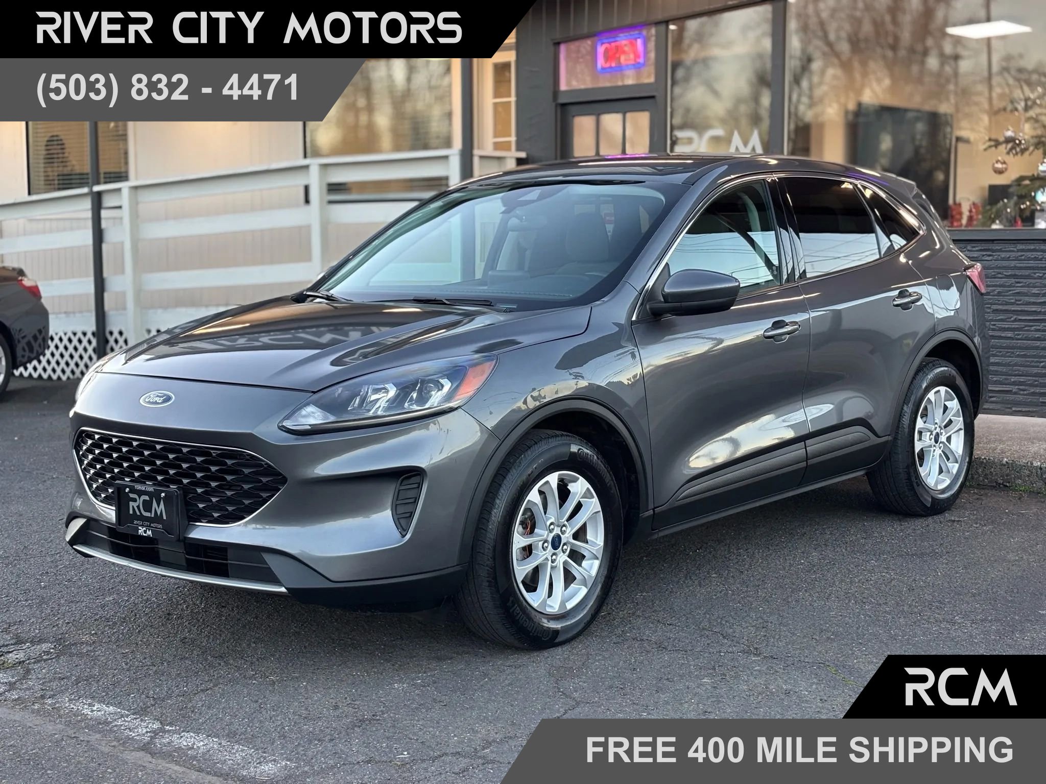Used 2021 Ford Escape SE image 1