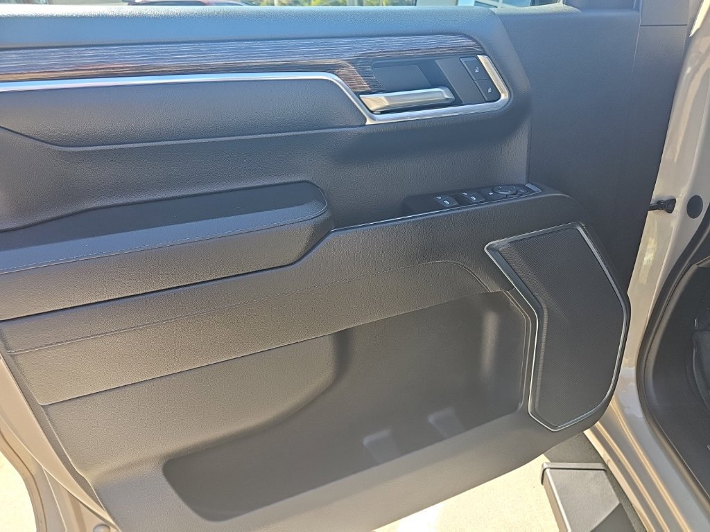 Used 2022 GMC Sierra 1500 Elevation AWD/4WD image 19