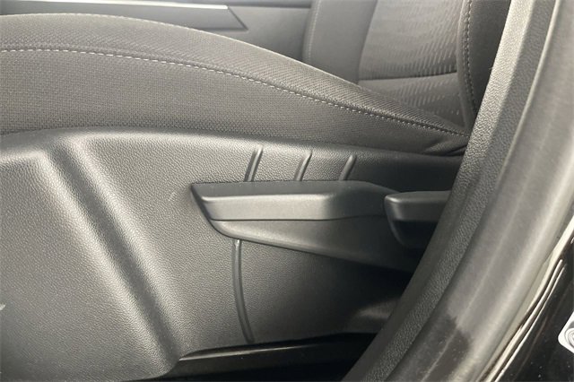 Used 2025 Chevrolet Equinox LT w/ Safety and Technology Package image 35