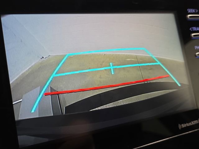 Used 2021 Toyota Camry SE FWD image 23