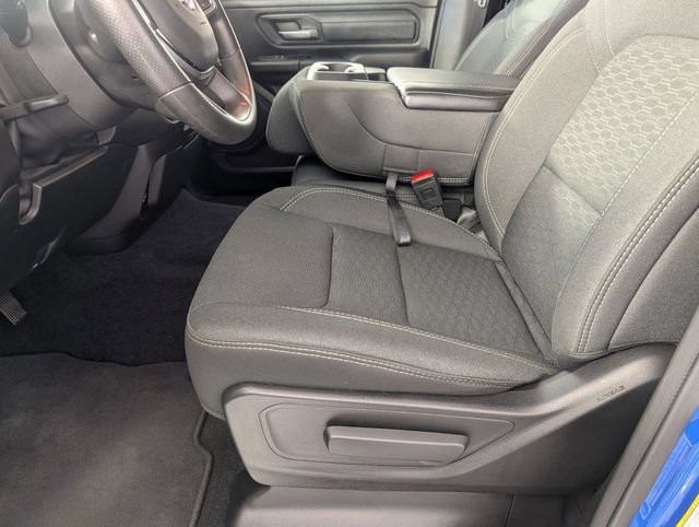 Certified 2025 RAM 1500 Tradesman w/ Night Edition AWD/4WD image 12
