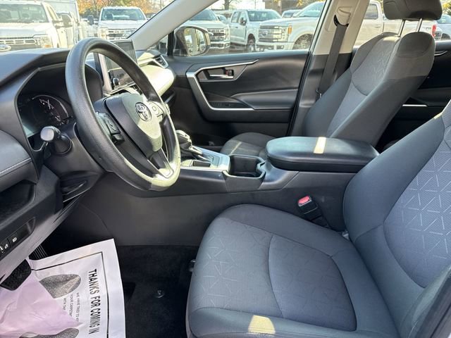 Used 2024 Toyota RAV4 XLE image 17