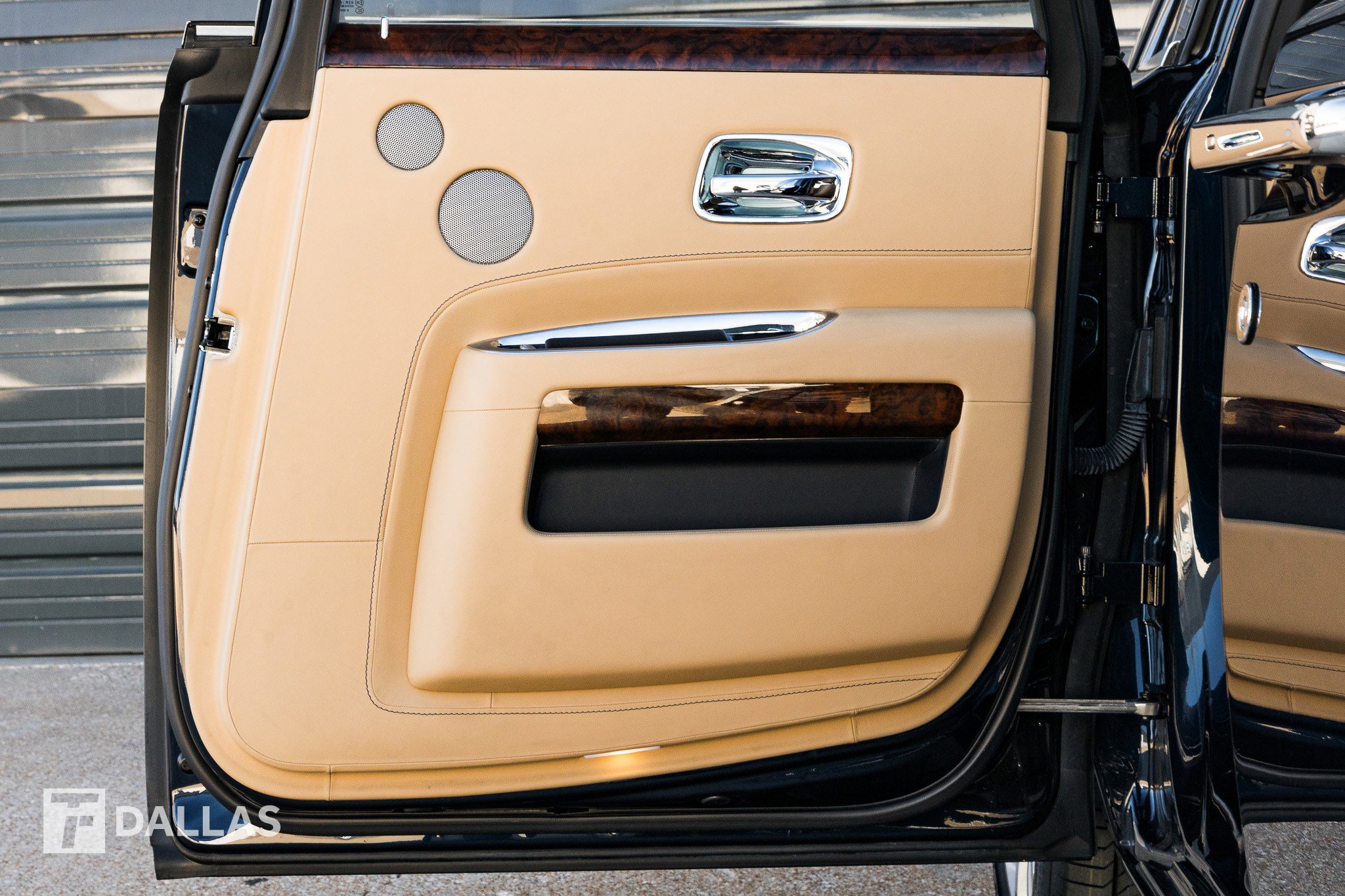 Used 2019 Rolls-Royce Ghost image 33