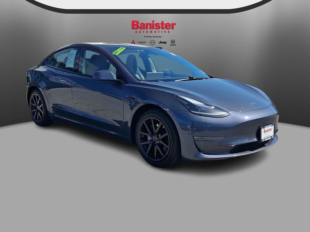 Used 2021 Tesla Model 3 Long Range AWD/4WD image 3