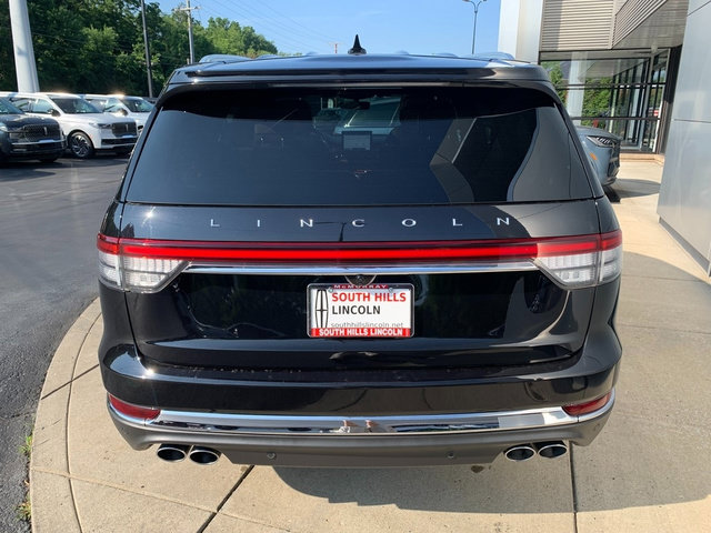 Used 2020 Lincoln Aviator Reserve w/ Elements Package Plus AWD/4WD image 4
