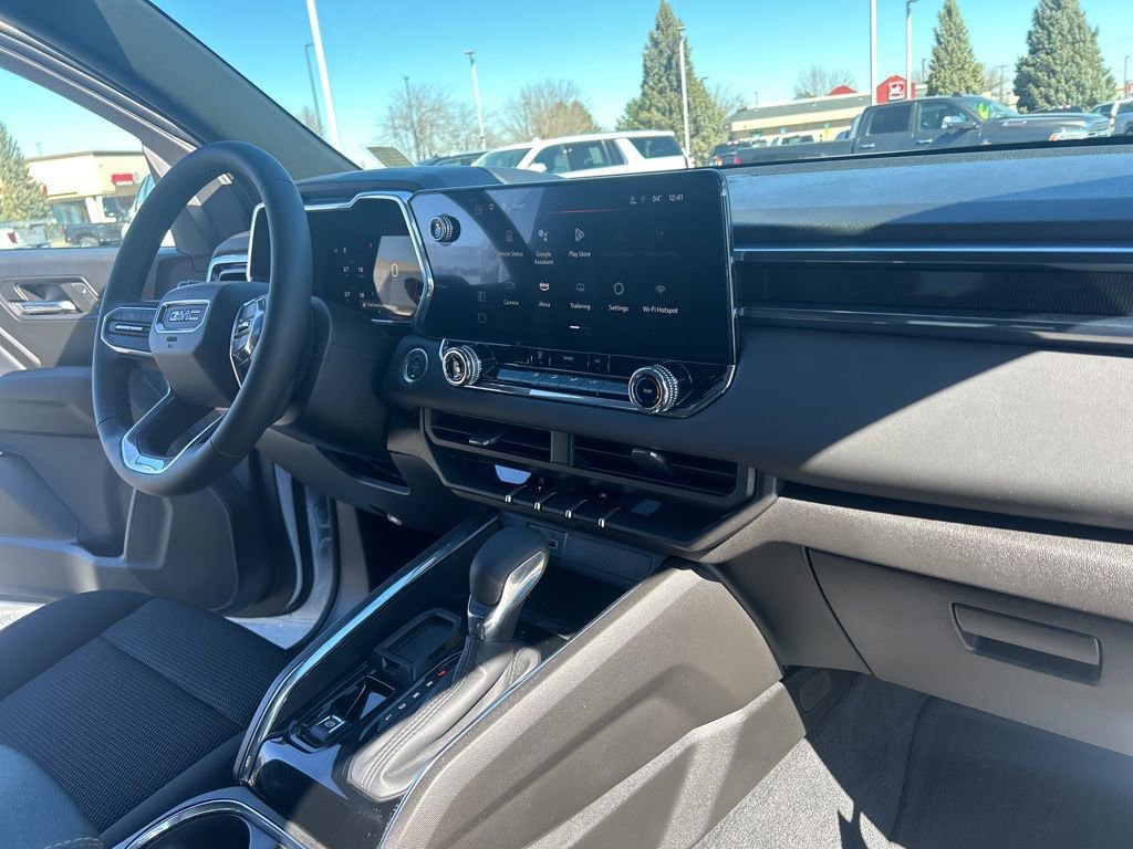 New 2024 GMC Canyon Elevation image 29