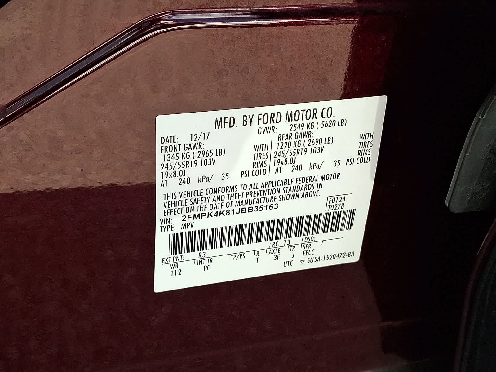 Used 2018 Ford Edge Titanium w/ Equipment Group 301A AWD/4WD image 29