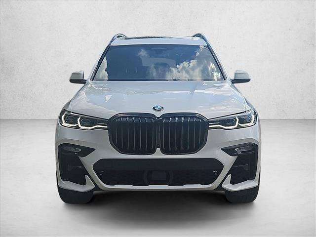 Used 2022 BMW X7 M50i AWD/4WD image 2