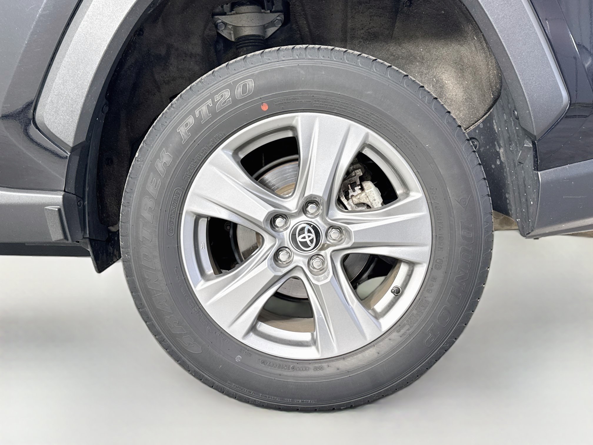 Certified 2025 Toyota RAV4 XLE AWD/4WD image 29