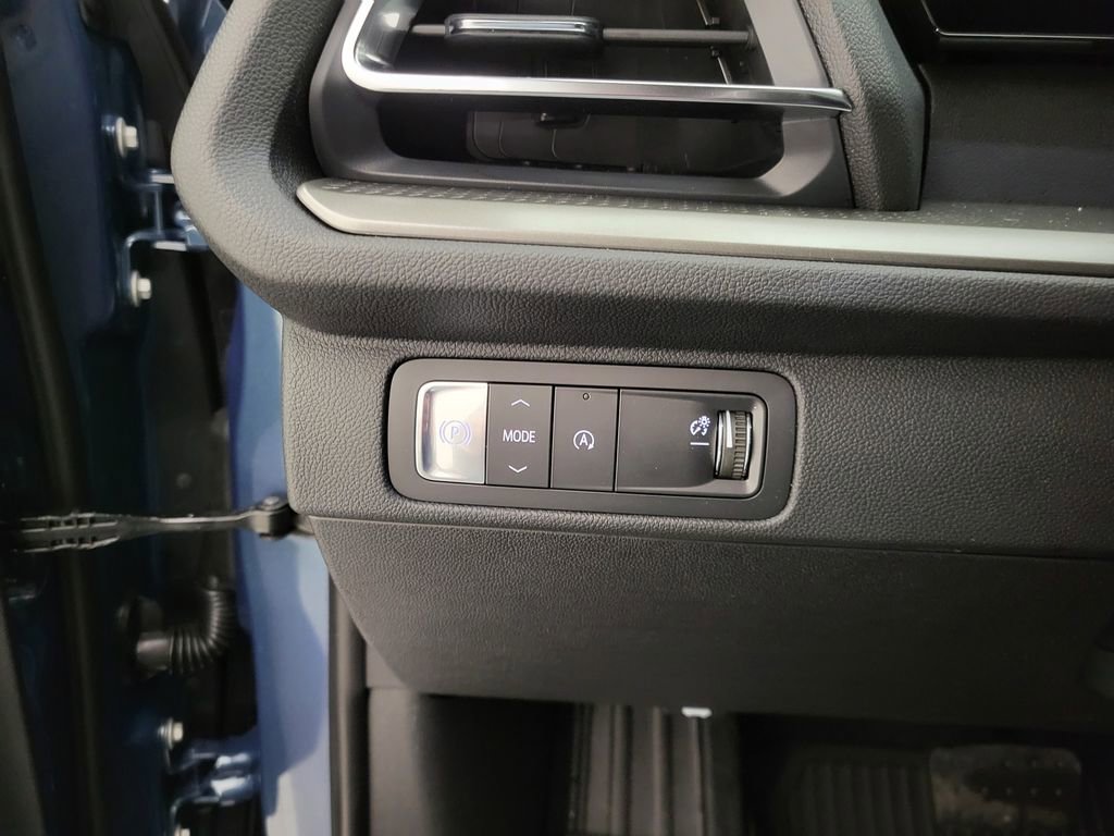 New 2026 Chevrolet Traverse LT w/ LPO, Floor Liner Package image 29