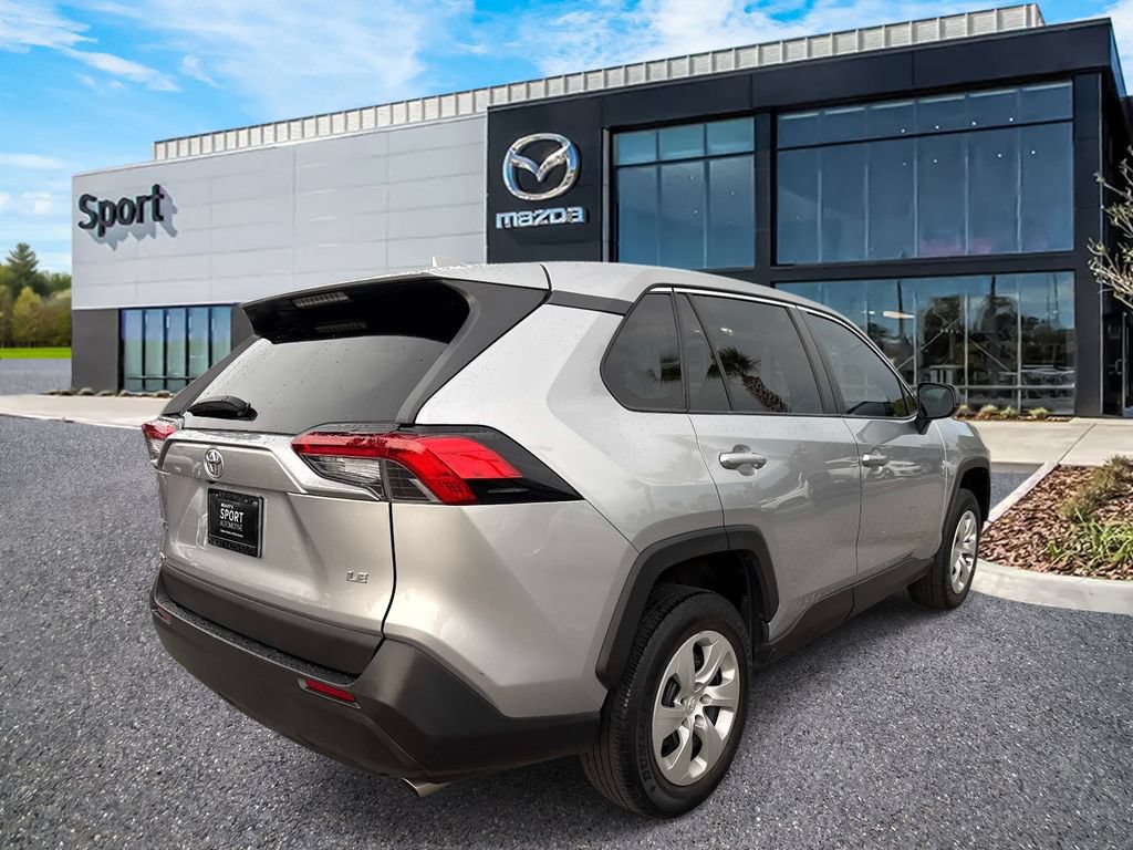Used 2023 Toyota RAV4 LE FWD image 3