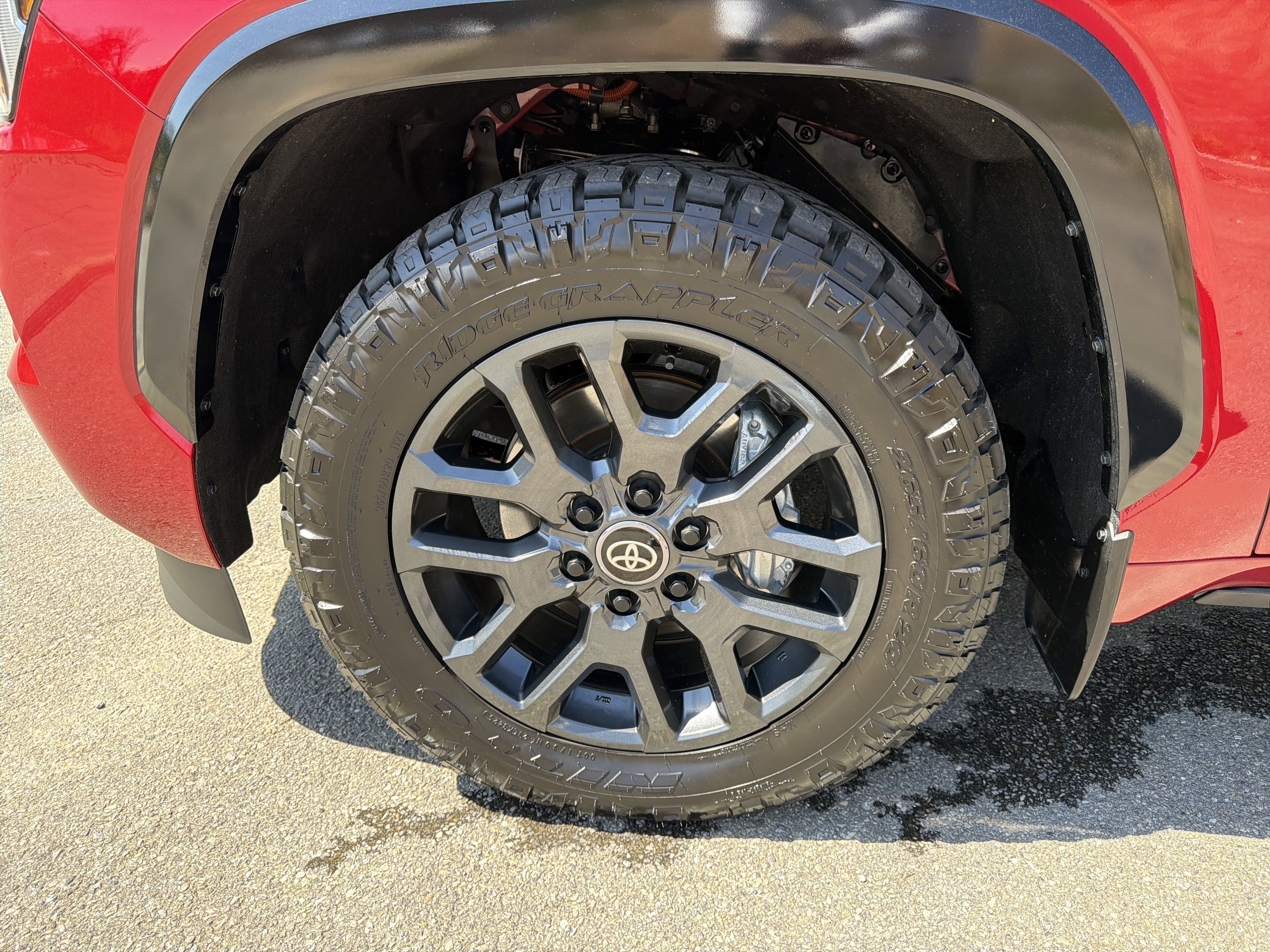 Used 2026 Toyota Sequoia Platinum image 11