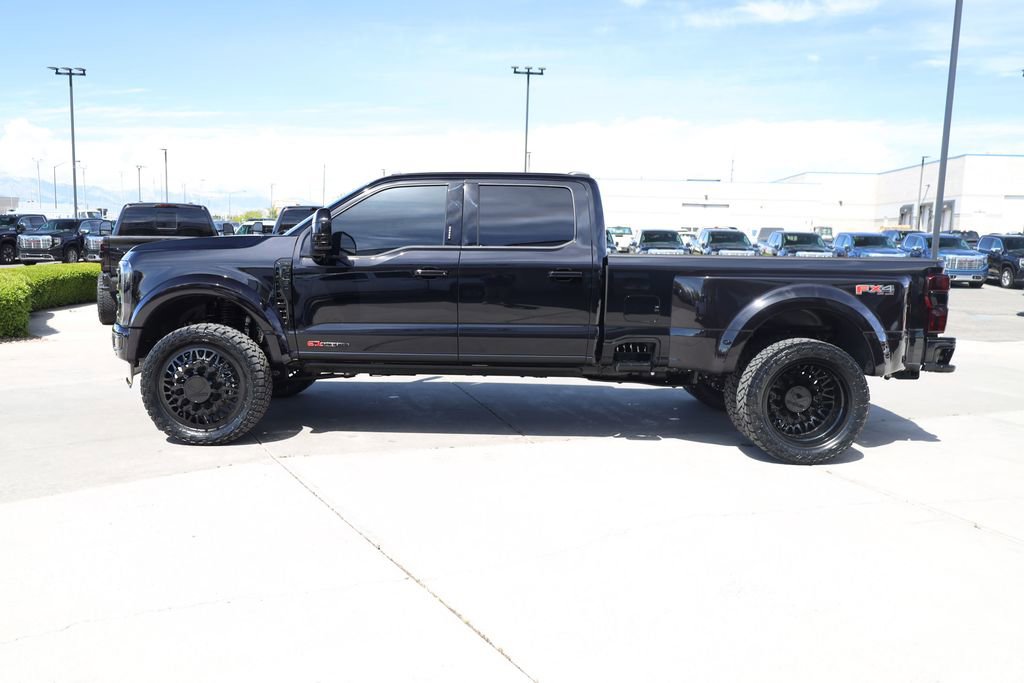 Used 2026 Ford F450 Platinum w/ FX4 Off-Road Package AWD/4WD image 3