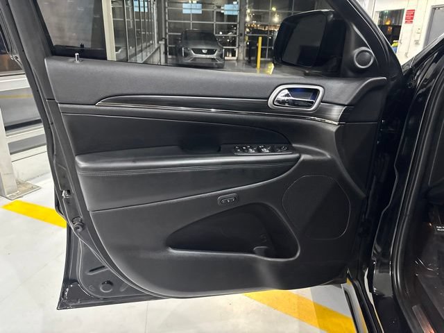 Used 2020 Jeep Grand Cherokee Limited X AWD/4WD image 16