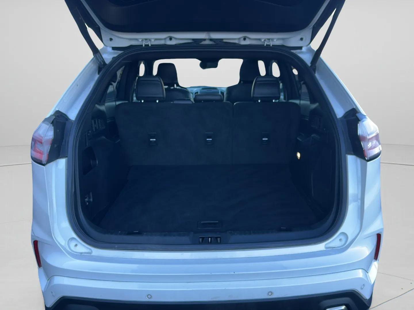 Used 2020 Ford Edge ST w/ Equipment Group 401A image 29