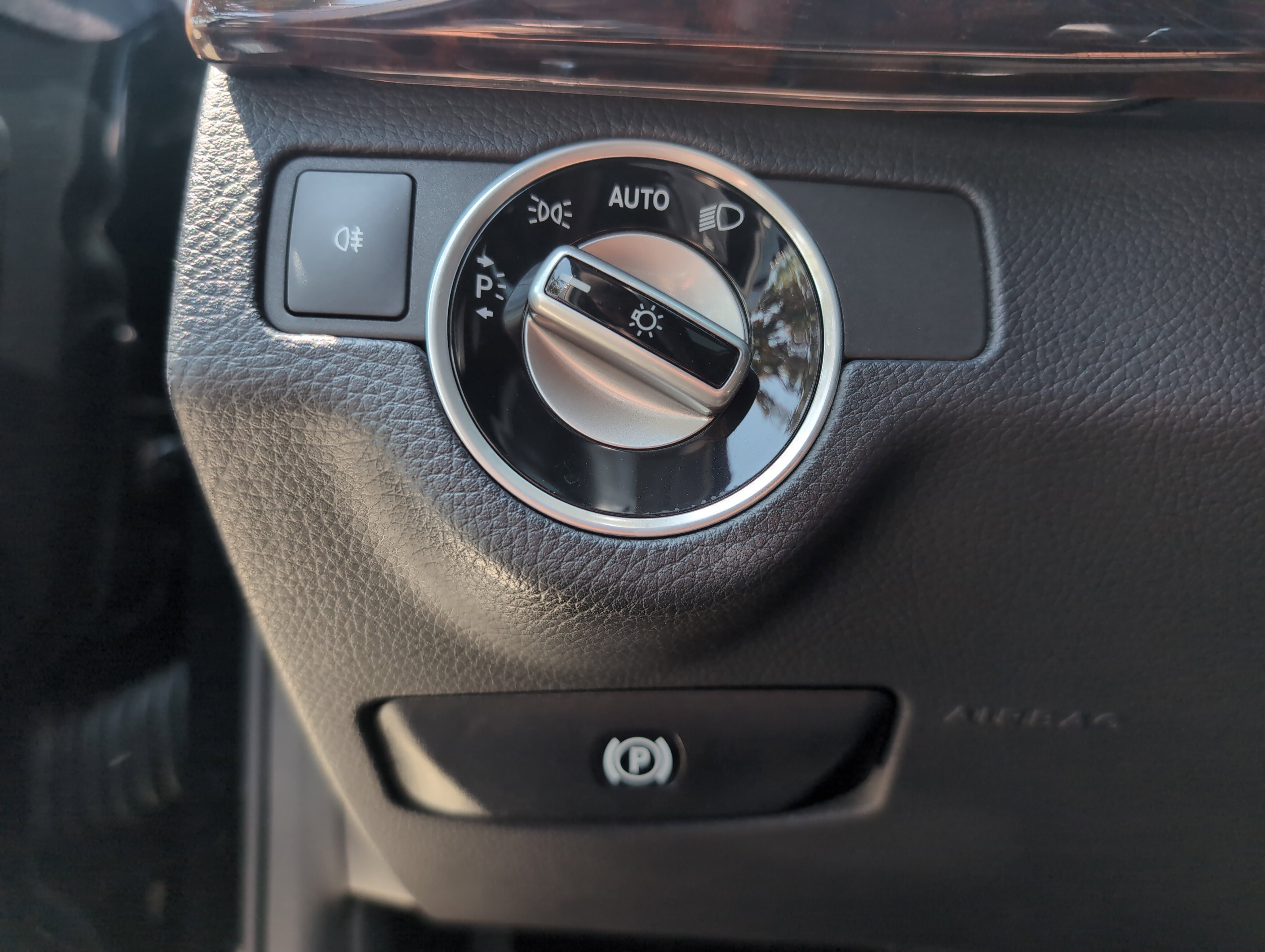 Used 2015 Mercedes-Benz GLK 350 4MATIC image 39