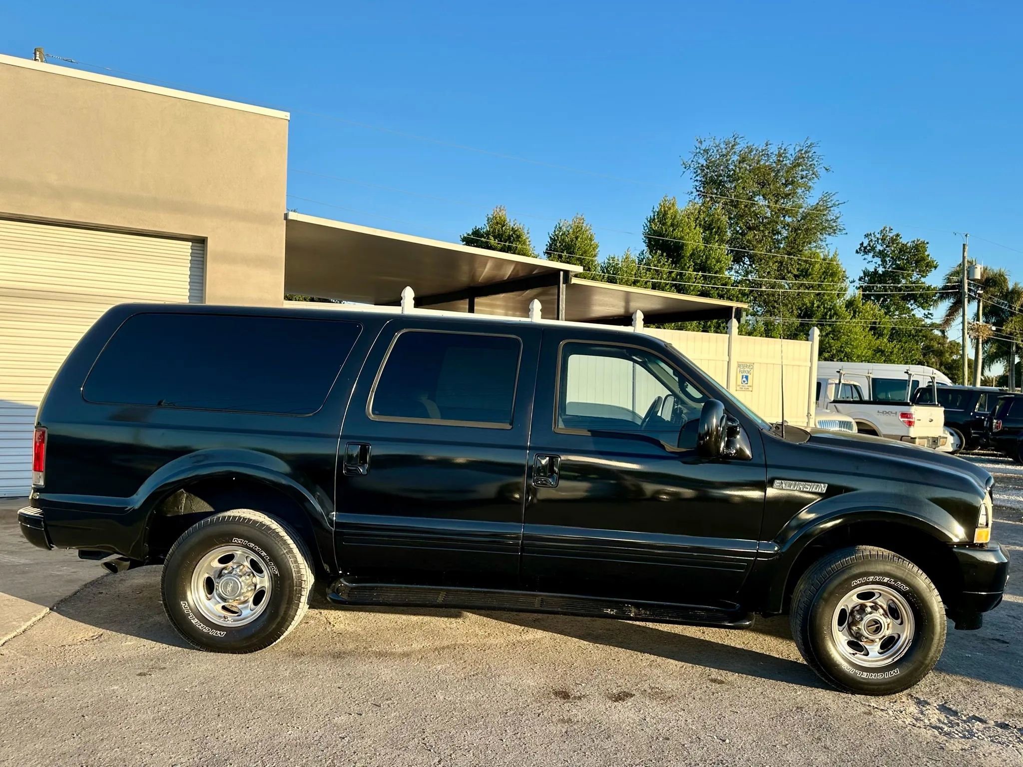 Used 2002 Ford Excursion Limited image 5