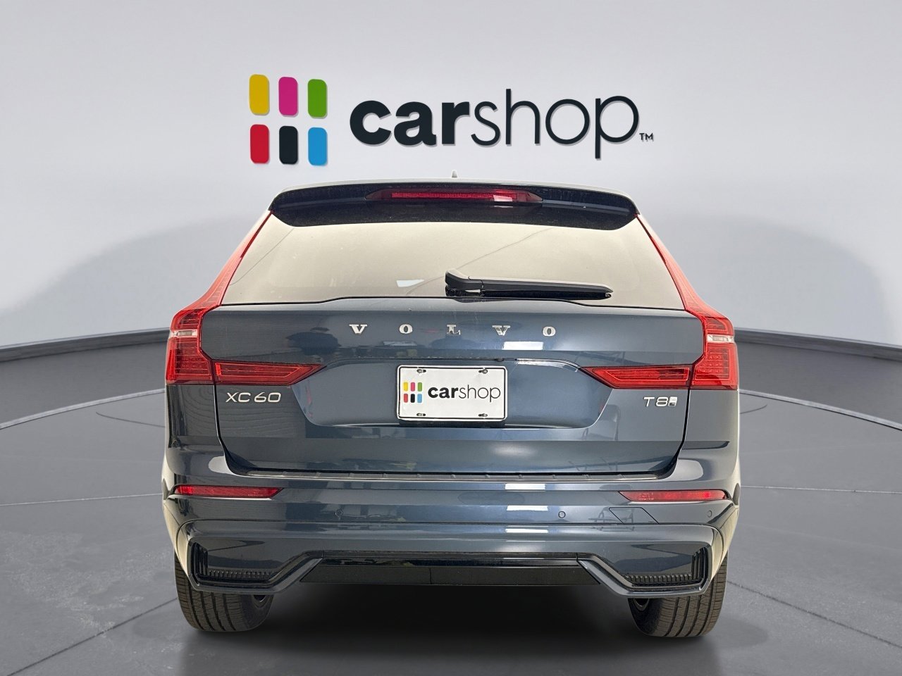 Used 2025 Volvo XC60 T8 Plus w/ Protection Package Premier AWD/4WD image 4