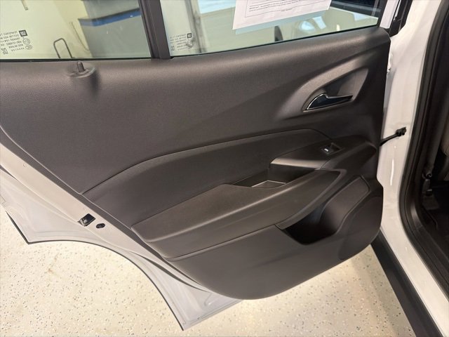 Used 2025 Chevrolet Trax ACTIV w/ Driver Confidence Package image 40