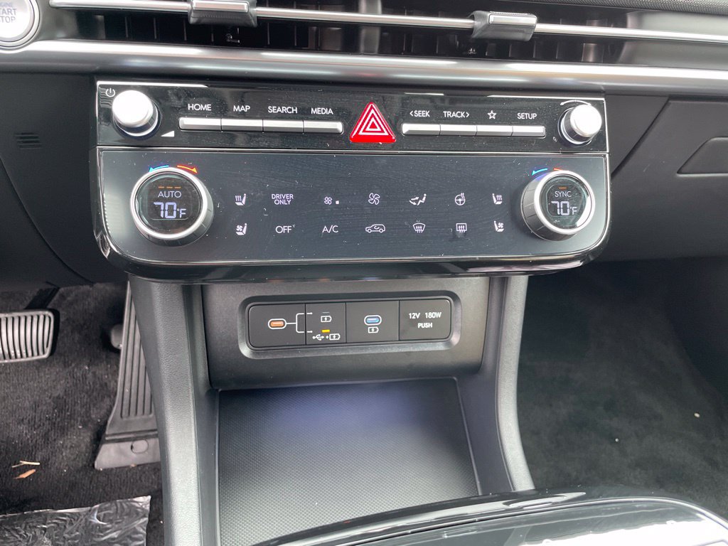 New 2026 Hyundai Tucson Limited w/ Tow & Go Package AWD/4WD image 18