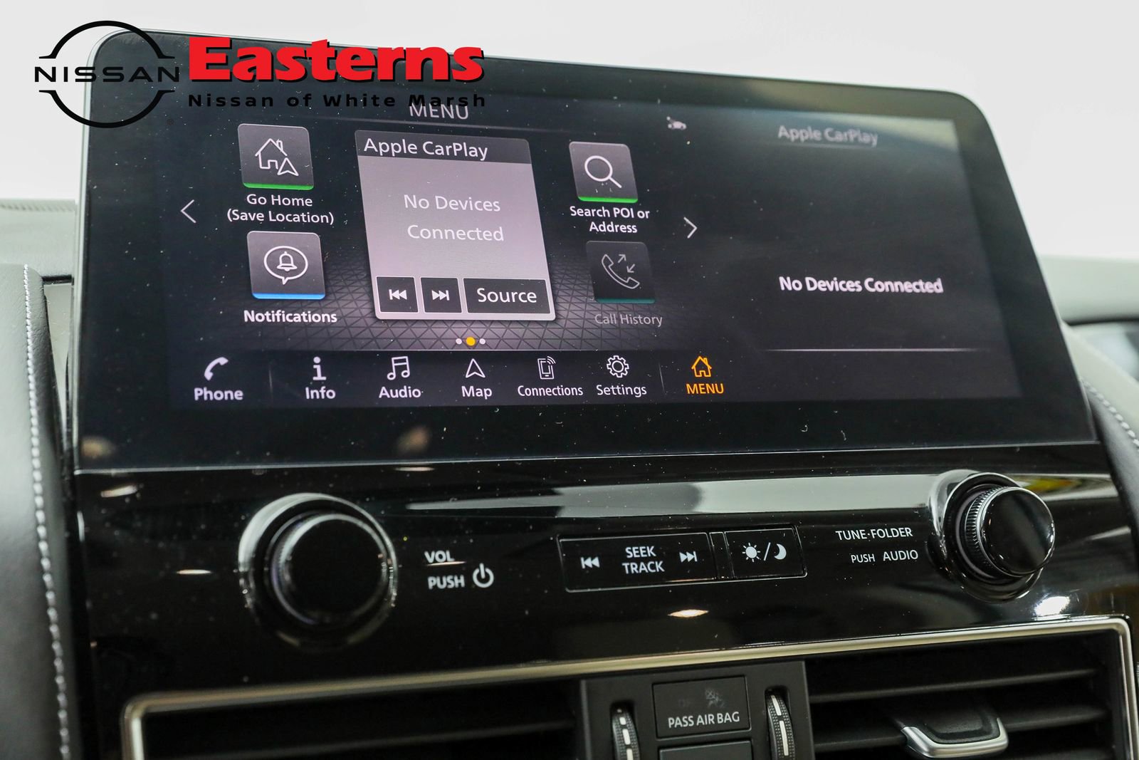Used 2024 Nissan Armada SV image 18