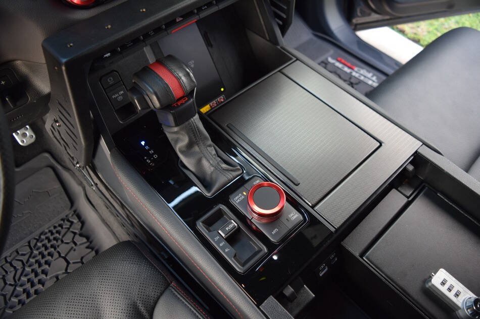 Used 2025 Toyota Sequoia TRD Pro AWD/4WD image 58