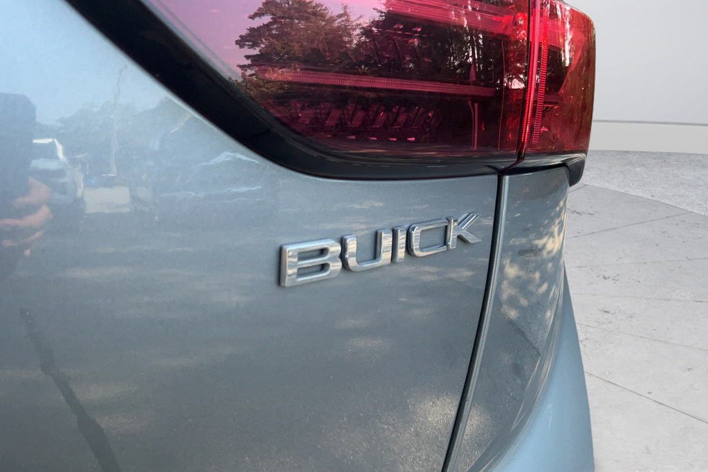 Certified 2024 Buick Envision Preferred AWD/4WD image 31