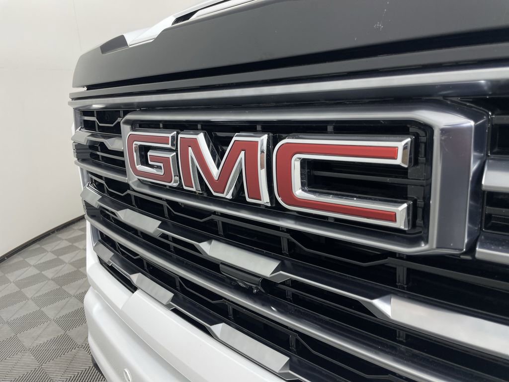 Used 2025 GMC Sierra 2500 AT4 w/ AT4 Premium Plus Package image 32
