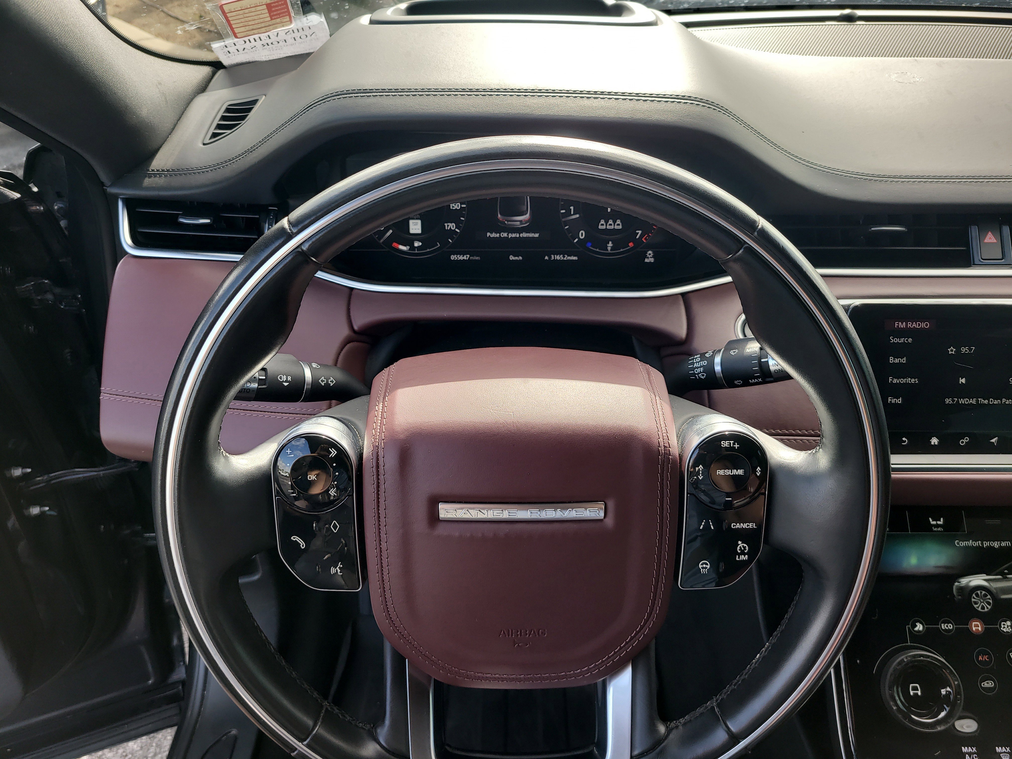 Used 2020 Land Rover Range Rover Evoque SE AWD/4WD image 27