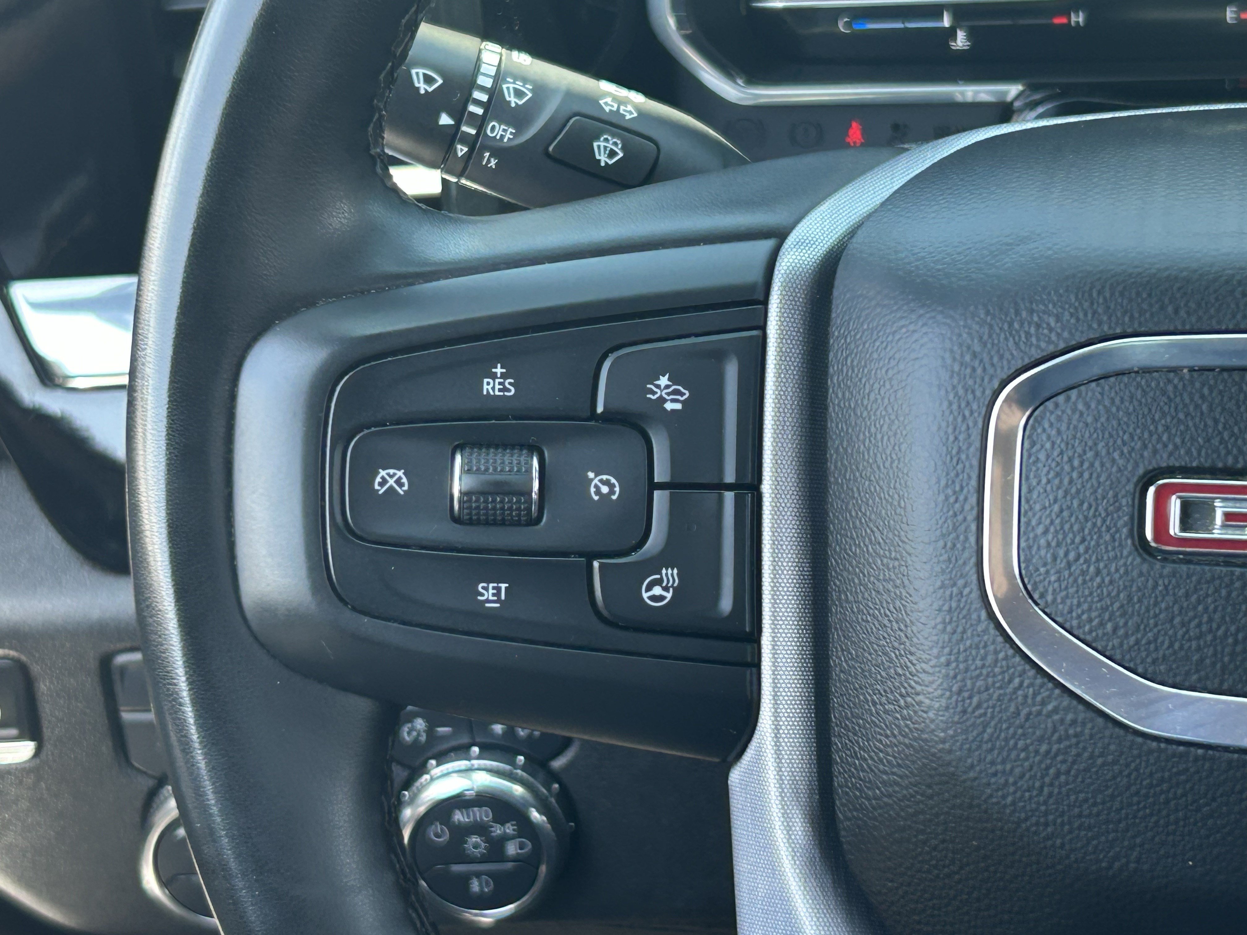 Used 2025 GMC Sierra 1500 SLT AWD/4WD image 22