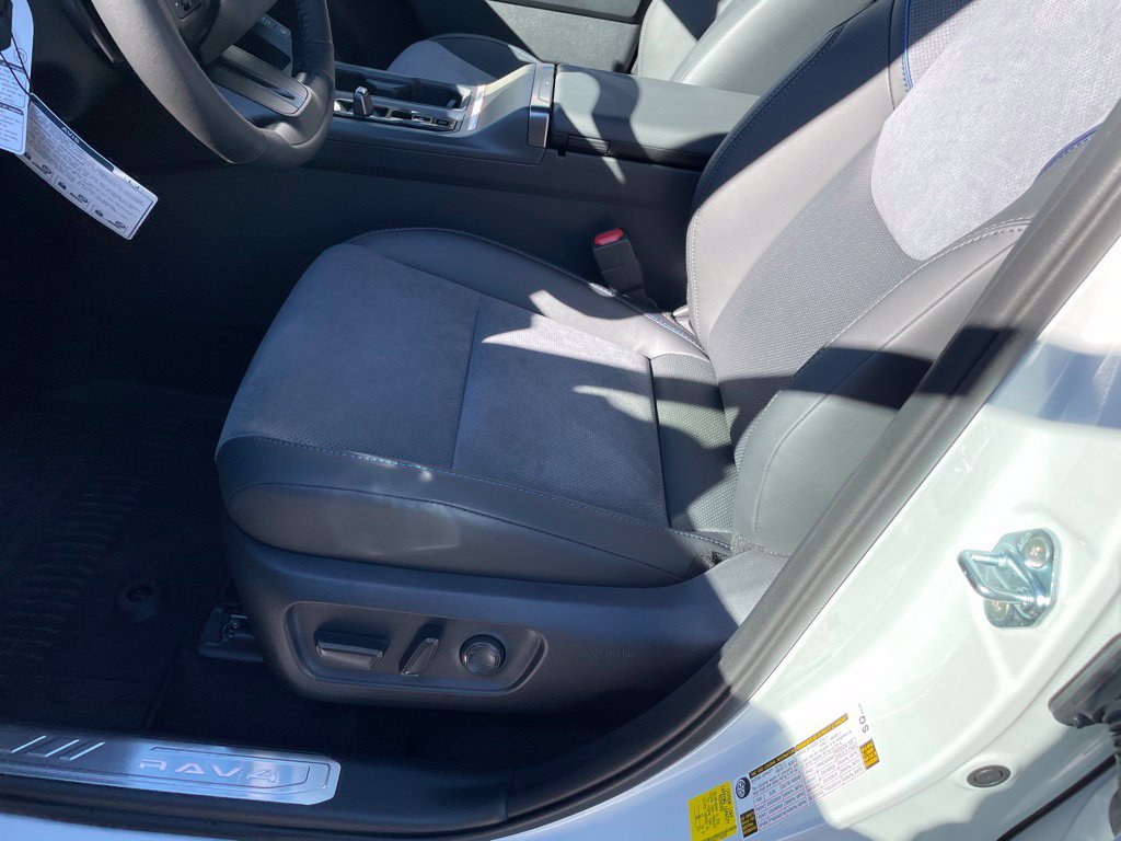 New 2026 Toyota RAV4 XSE w/ Panoramic Sun Roof Package AWD/4WD image 11