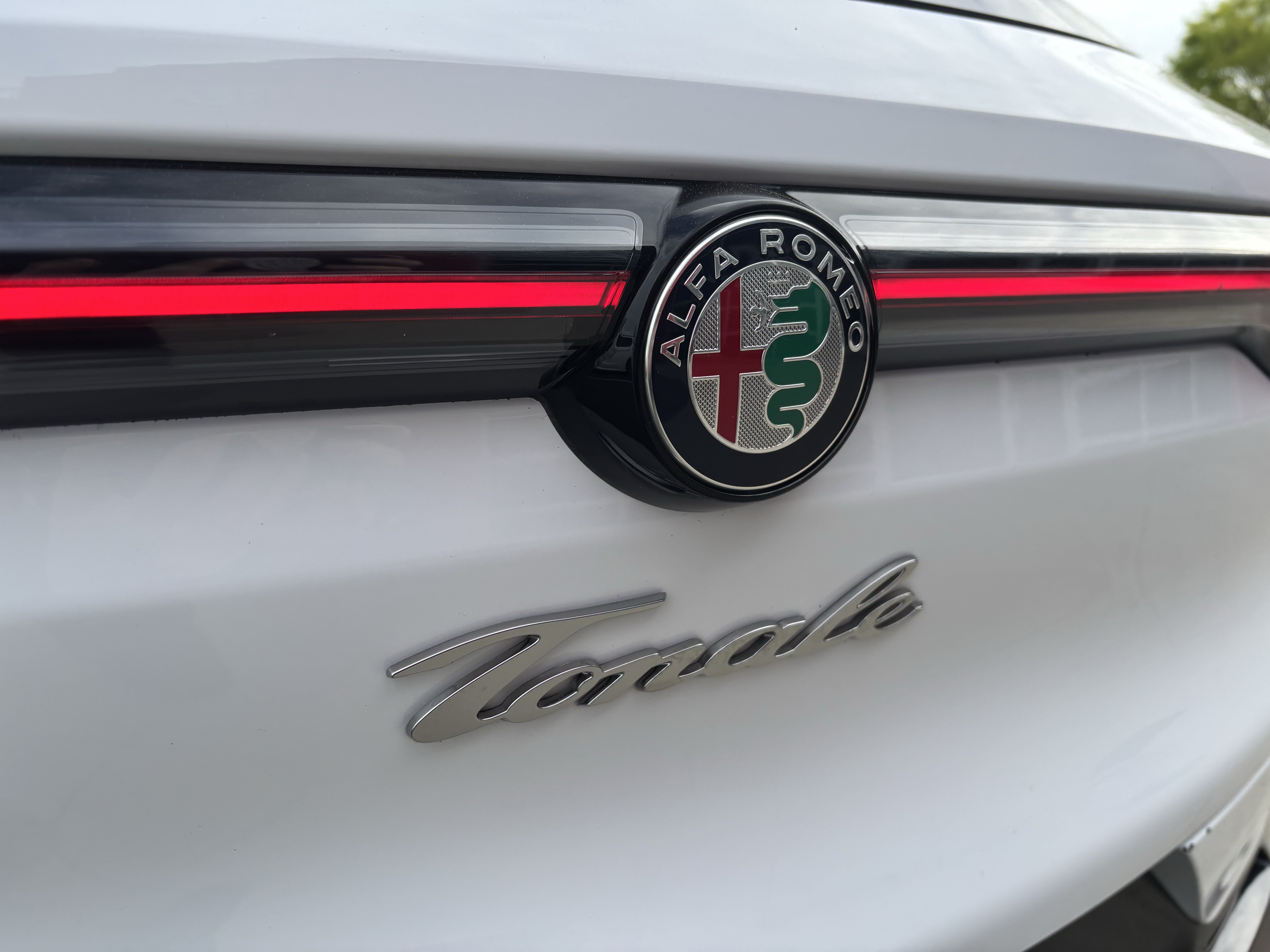 Used 2024 Alfa Romeo Tonale Ti w/ Active Assist Package AWD/4WD image 12