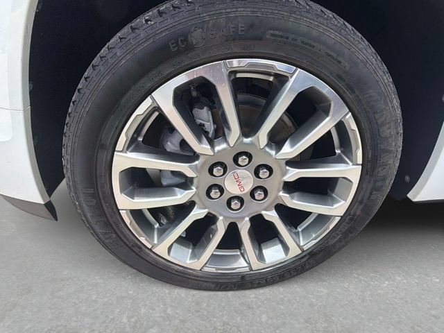 Used 2022 GMC Acadia Denali w/ Denali Technology Package AWD/4WD image 12