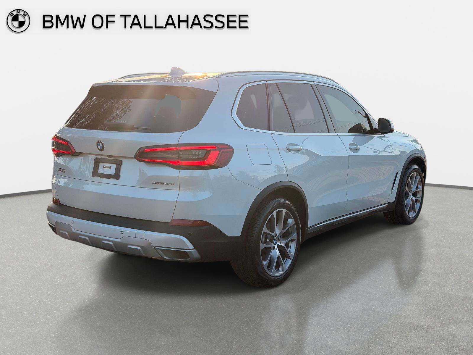 Used 2019 BMW X5 xDrive40i w/ Premium Package 2 AWD/4WD image 5