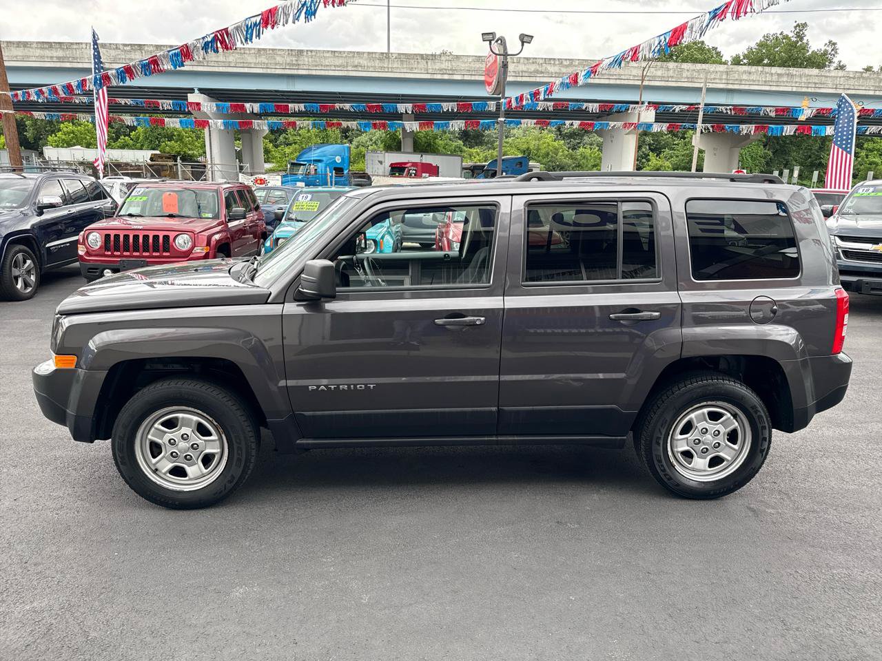 Used 2015 Jeep Patriot Sport AWD/4WD image 7