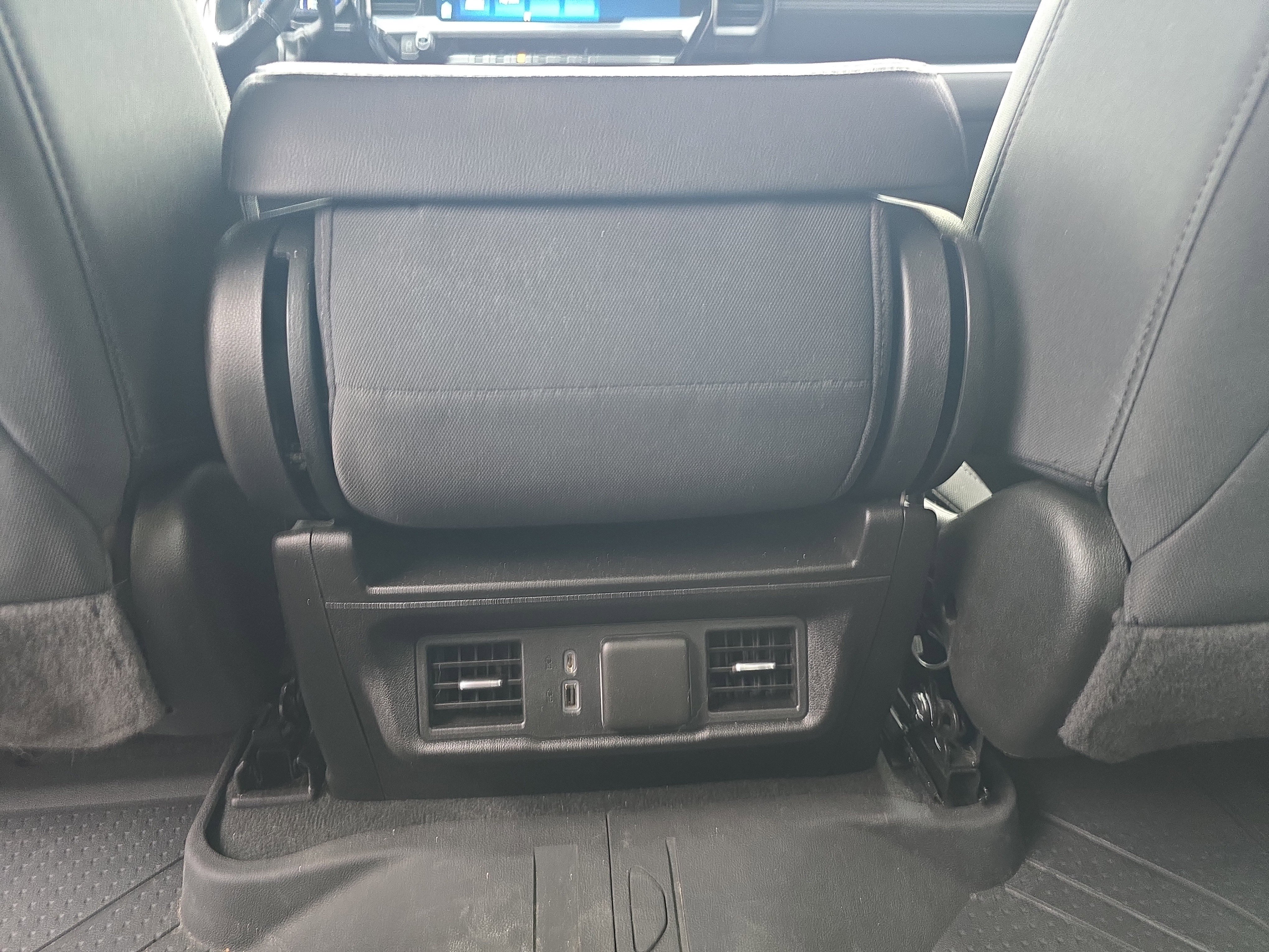 Used 2022 Chevrolet Silverado 1500 LT image 15