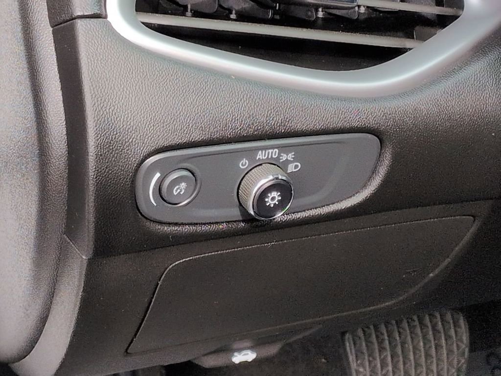 Used 2024 Chevrolet Malibu LT FWD image 31