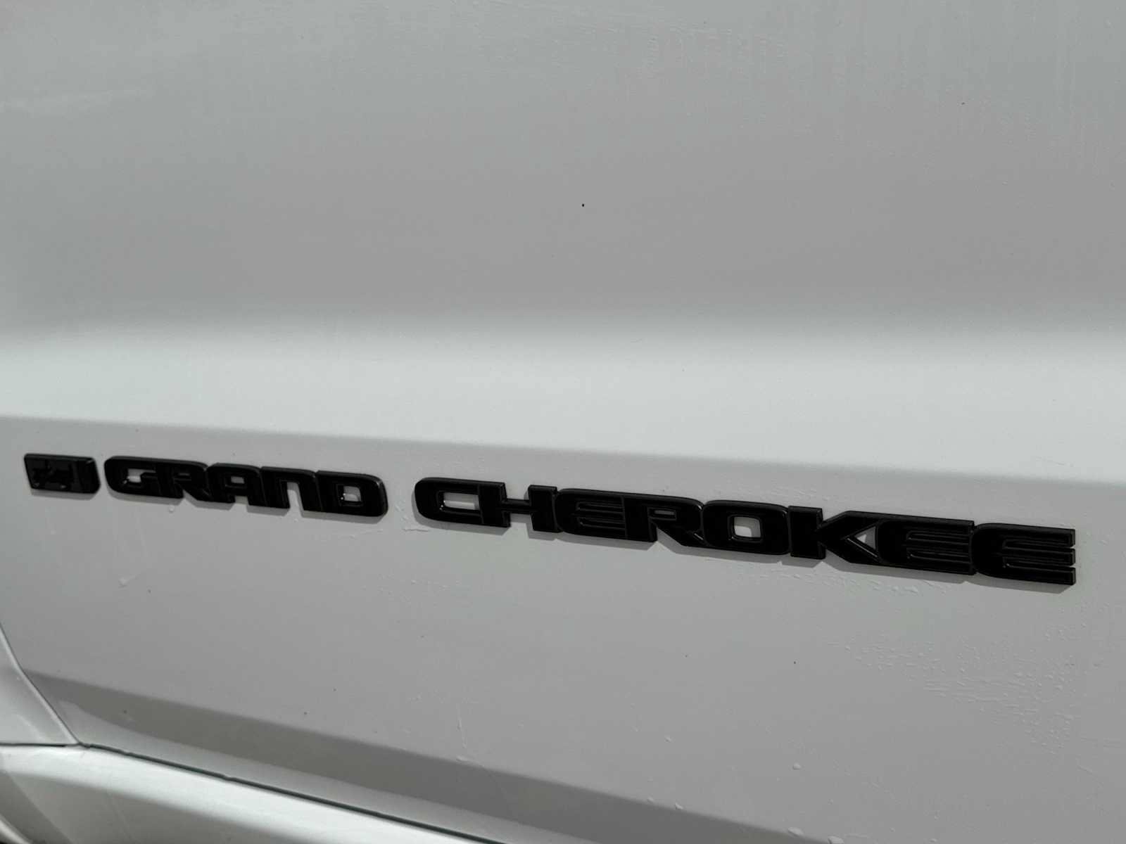 Used 2021 Jeep Grand Cherokee Limited w/ Quick Order Package 28K 80th AWD/4WD image 12