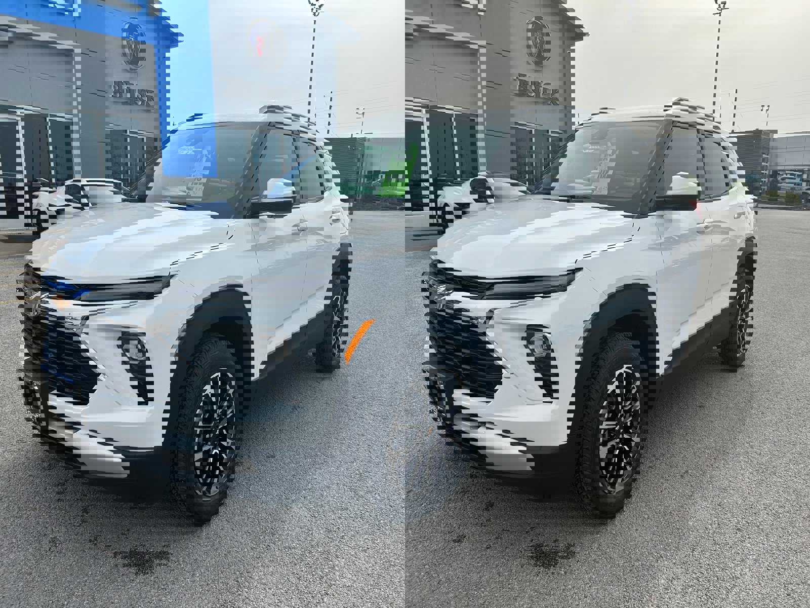 New 2026 Chevrolet TrailBlazer LT w/ Convenience Package image 1