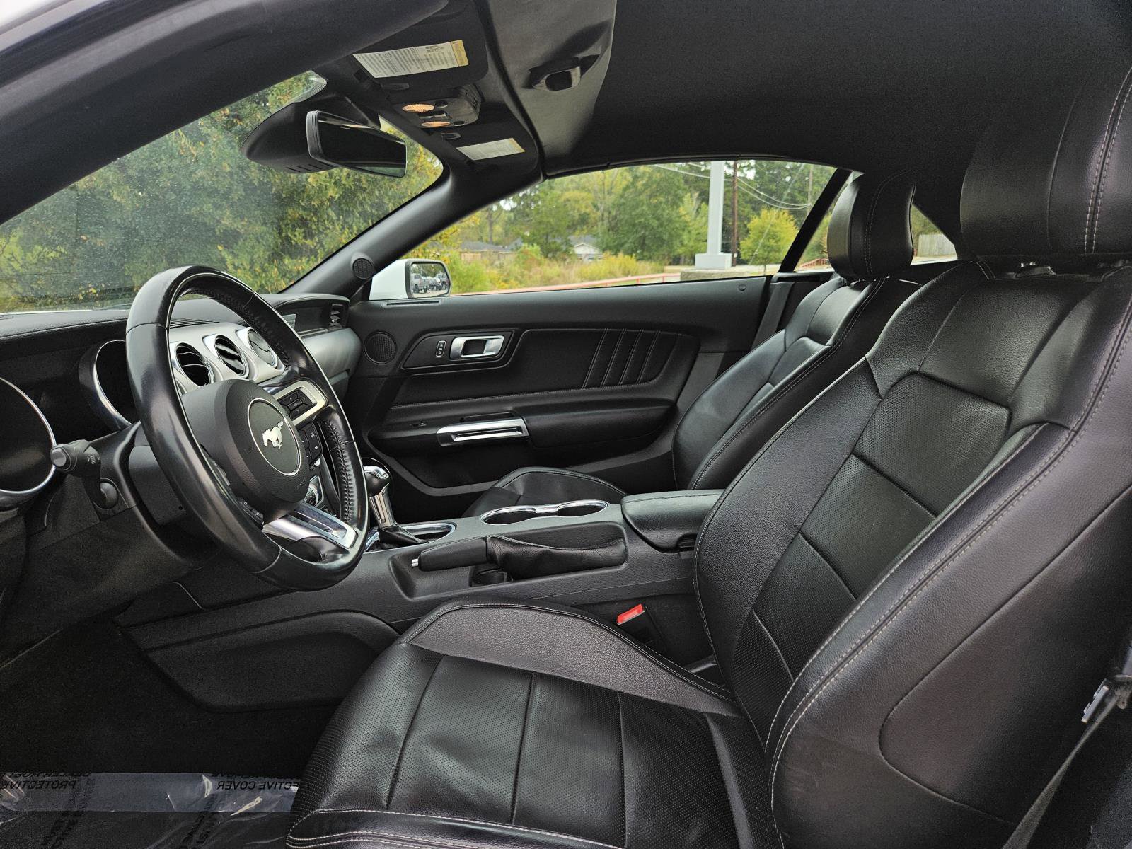 Used 2023 Ford Mustang Premium image 5