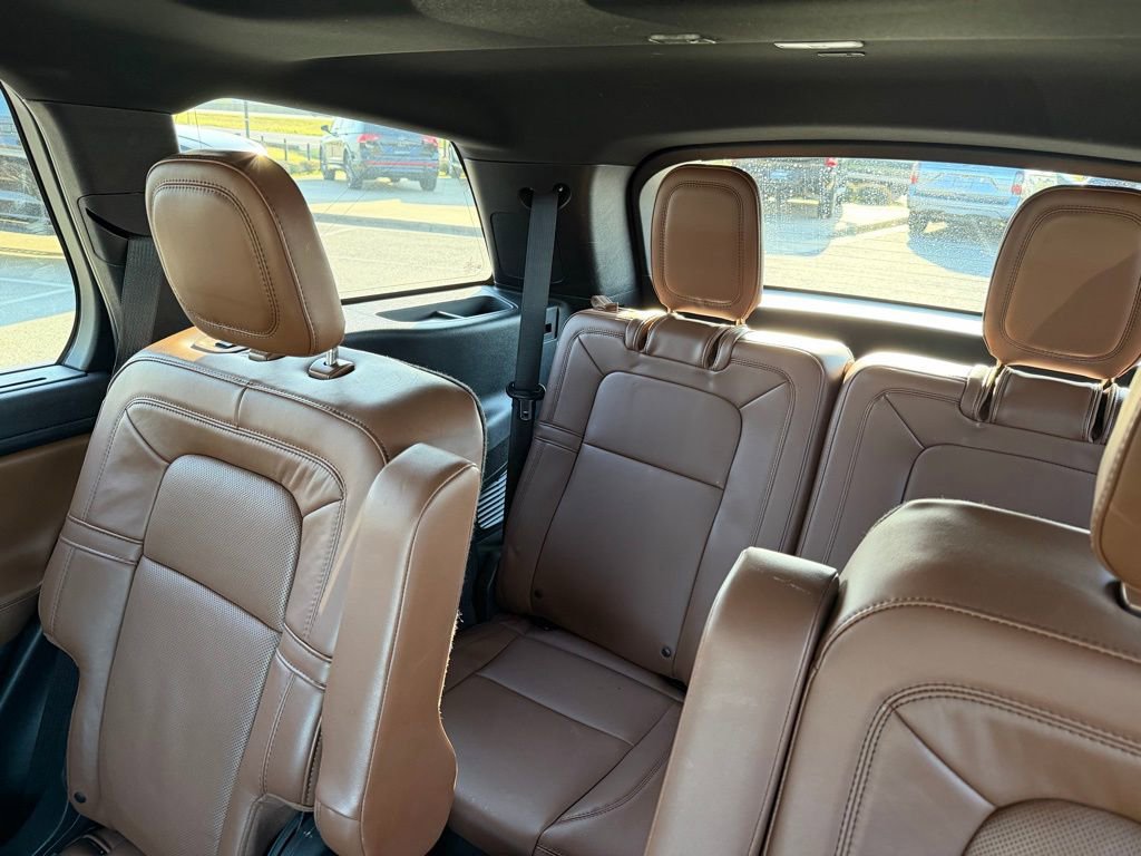 Used 2023 Lincoln Aviator Reserve w/ Equipment Group 201A image 29