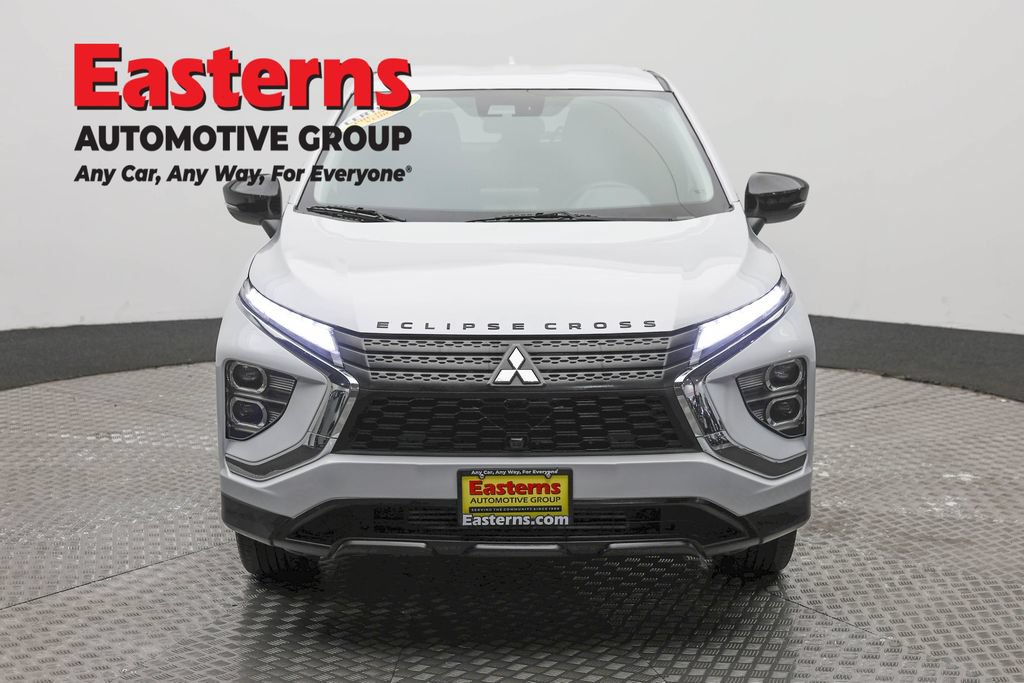 Used 2024 Mitsubishi Eclipse Cross LE AWD/4WD image 2