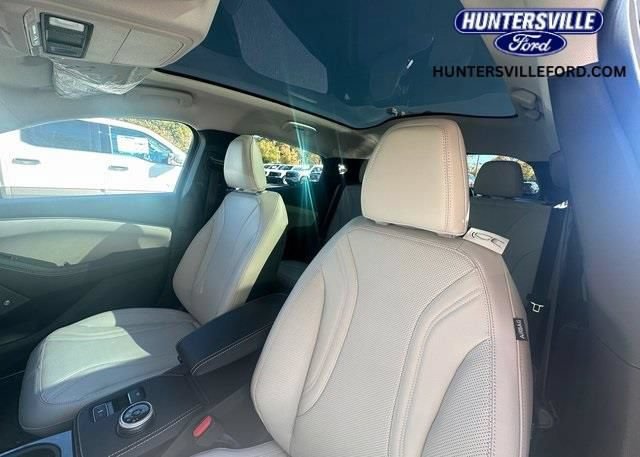 Used 2023 Ford Mustang Mach-E Premium AWD/4WD image 13