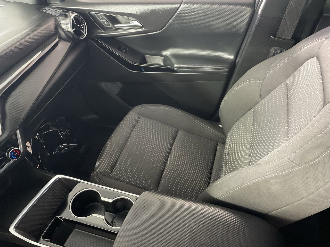 Used 2025 Chevrolet Equinox LT image 21