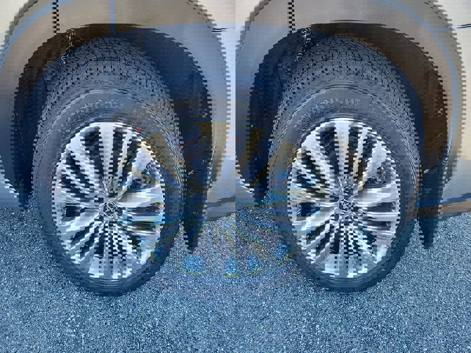 Used 2023 Toyota Highlander Platinum image 9