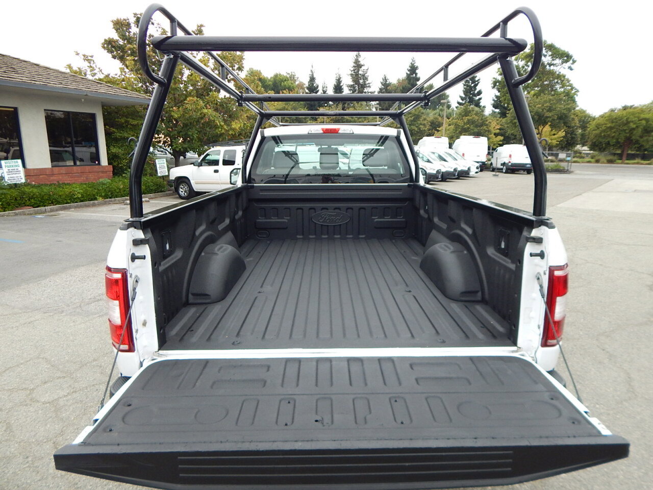 Used 2018 Ford F150 XL w/ Equipment Group 101A Mid image 3