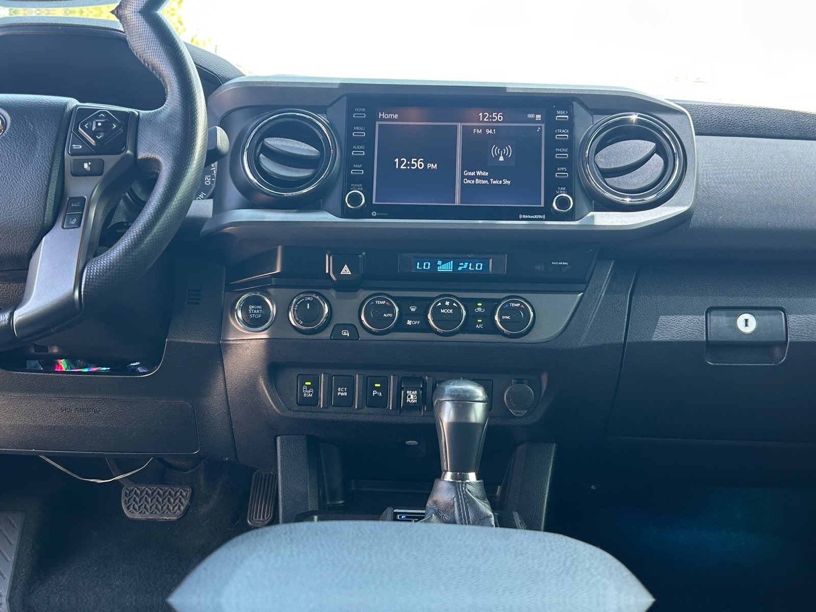 Used 2021 Toyota Tacoma TRD Off-Road w/ Technology Package AWD/4WD image 20