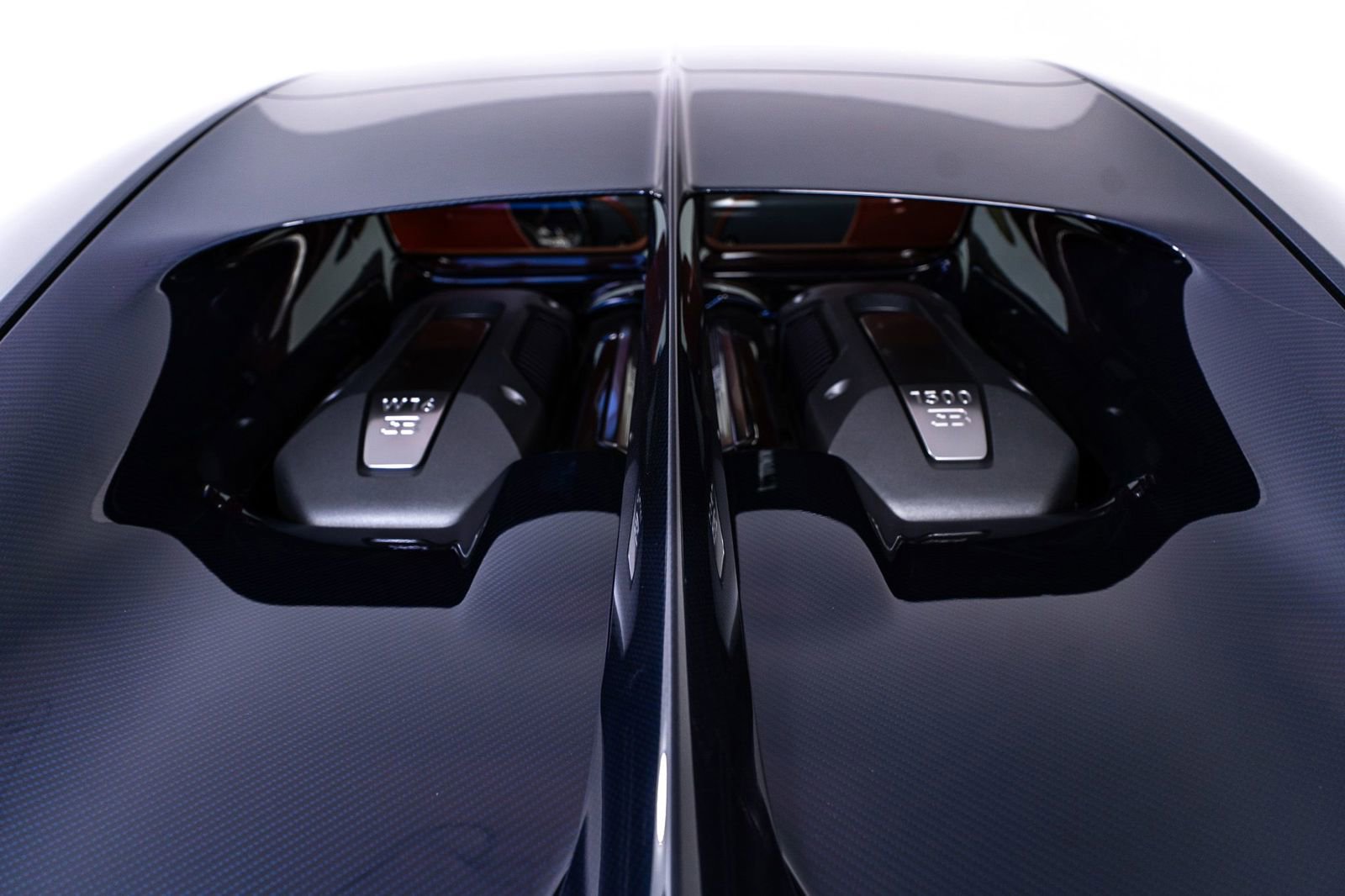 Used 2018 Bugatti Chiron image 33